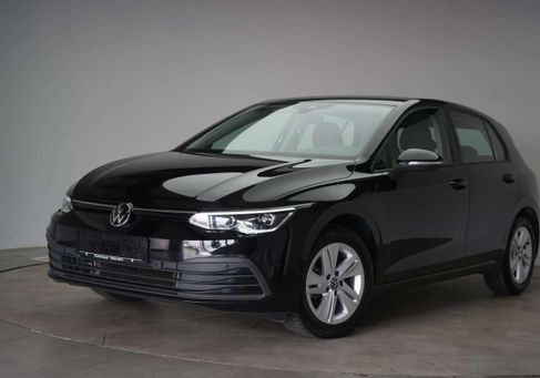 Volkswagen Golf, 2022