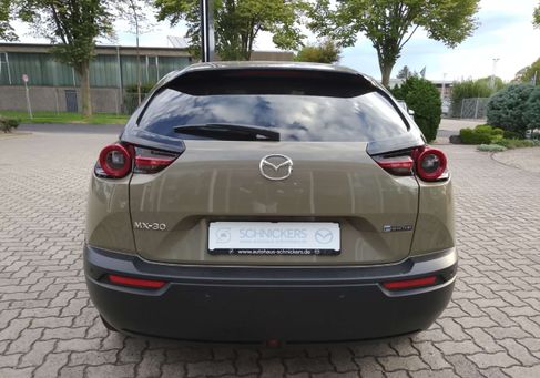 Mazda MX-30, 2023 3