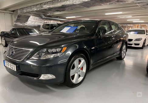 Lexus LS, 2008