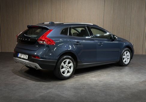 Volvo V40 Cross Country, 2019 3