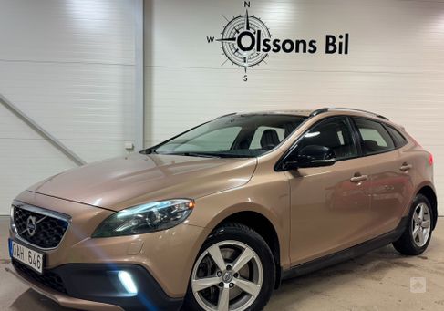 Volvo V40 Cross Country, 2014