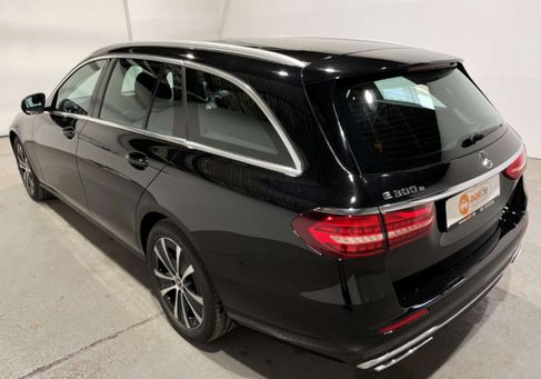 Mercedes-Benz E 300, 2022 2