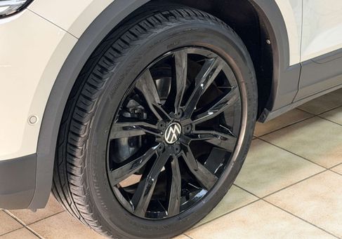 Volkswagen T-Roc, 2022