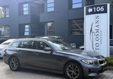 BMW 318, 2022