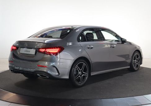 Mercedes-Benz A 180, 2025