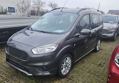 Ford Tourneo Courier, 2021