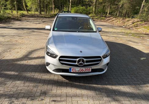 Mercedes-Benz B 200, 2020