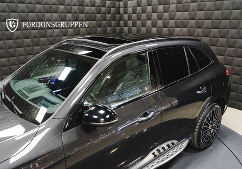 Mercedes-Benz GLC 300, 2023