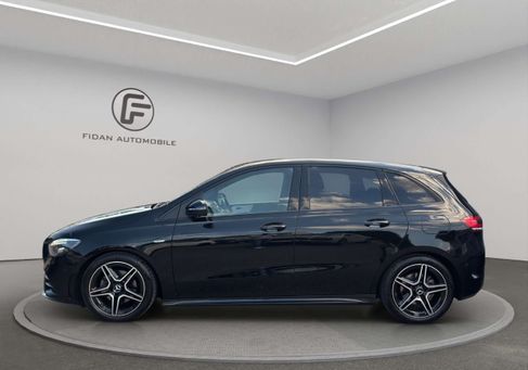 Mercedes-Benz B 200, 2022