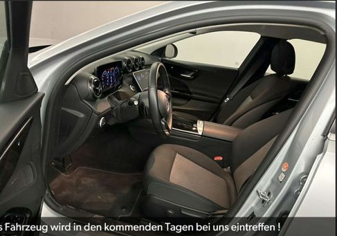 Mercedes-Benz C 200, 2023 3