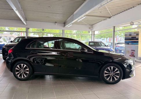 Mercedes-Benz A 180, 2025