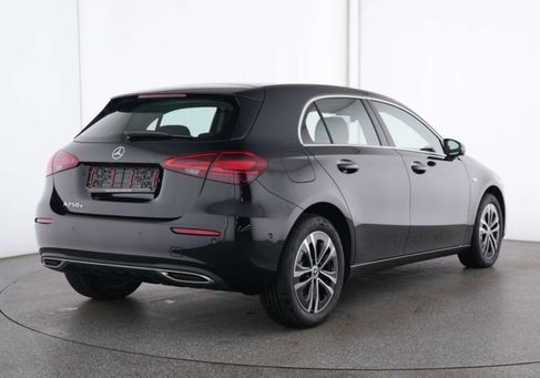 Mercedes-Benz A 250, 2025