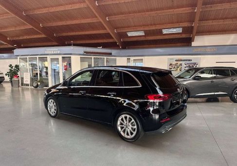 Mercedes-Benz B 200, 2020