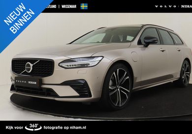 Volvo V90, 2025