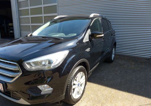 Ford Kuga, 2019