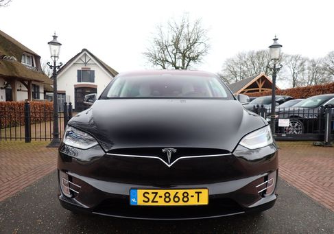 Tesla Model X, 2018
