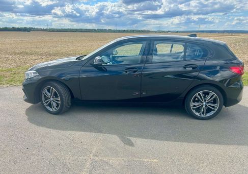 BMW 118, 2022 2