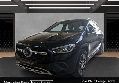 Mercedes-Benz GLA 180, 2021