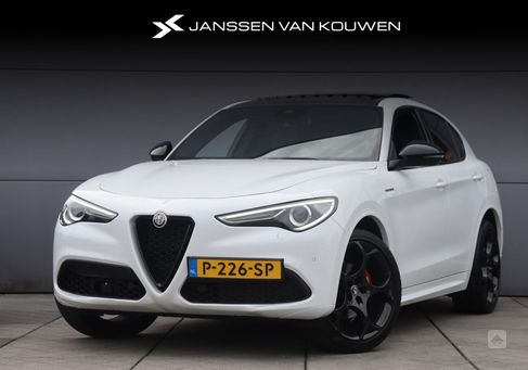 Alfa Romeo Stelvio, 2022