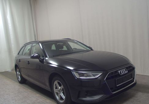 Audi A4, 2022