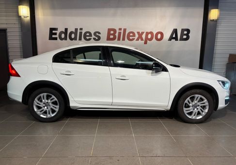 Volvo S60 Cross Country, 2017