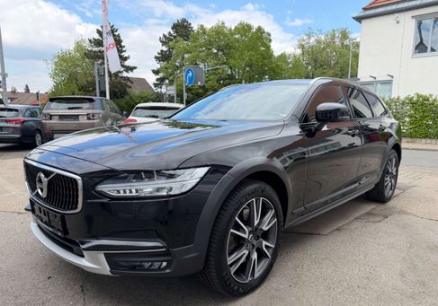 Volvo V90 Cross Country, 2019