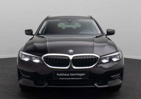 BMW 320, 2022