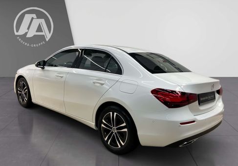 Mercedes-Benz A 180, 2025