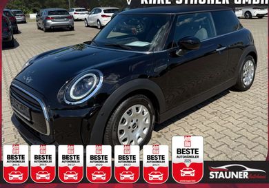 MINI ONE, 2022