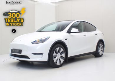 Tesla Model Y, 2023