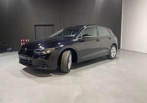 Volkswagen Golf, 2024 3