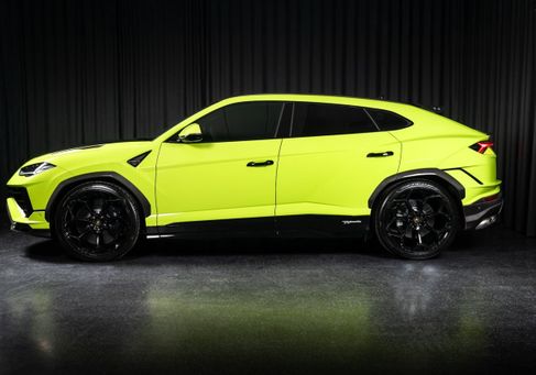 Lamborghini Urus, 2023 3