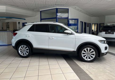 Volkswagen T-Roc, 2021
