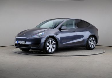 Tesla Model Y, 2023