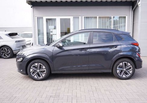 Hyundai Kona, 2022 3