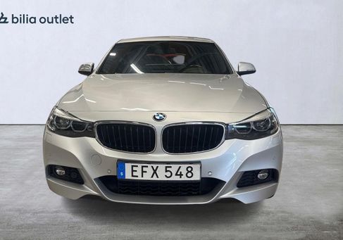 BMW 330 Gran Turismo, 2019