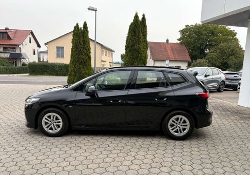BMW 218, 2024 3