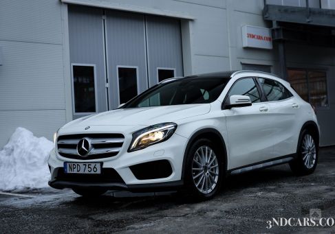 Mercedes-Benz GLA 250, 2015