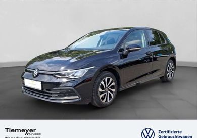 Volkswagen Golf, 2022