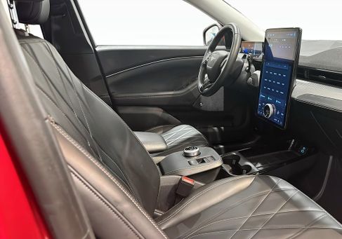 Ford Mustang Mach-E, 2021