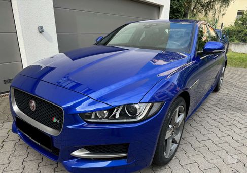 Jaguar XE, 2017