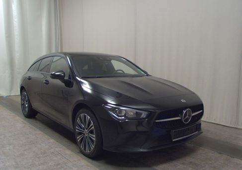 Mercedes-Benz CLA 200, 2023