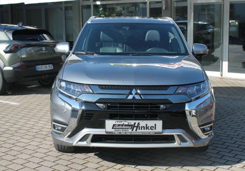 Mitsubishi Outlander, 2021