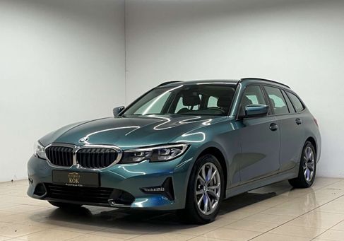 BMW 330, 2020