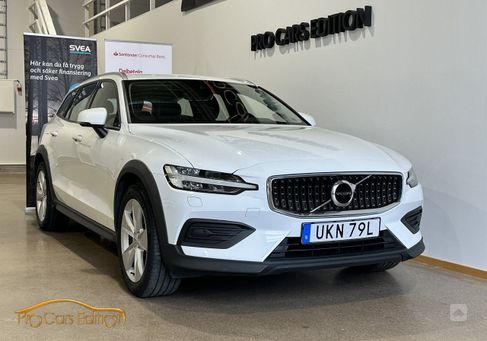 Volvo V60 Cross Country, 2020