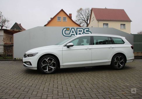 Volkswagen Passat Variant, 2021