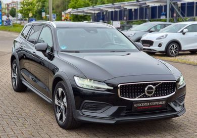 Volvo V60 Cross Country, 2022