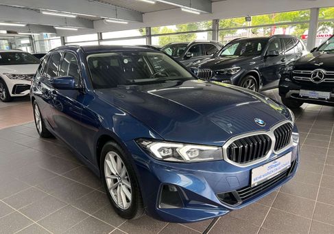 BMW 318, 2022