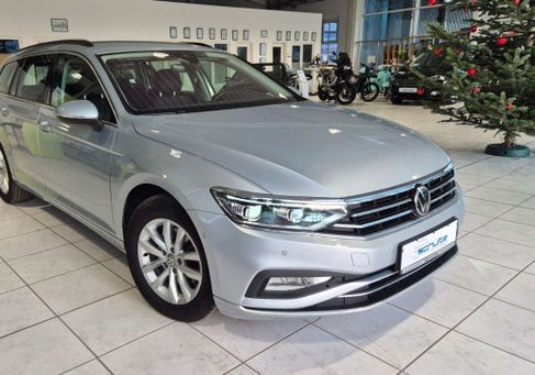 Volkswagen Passat Variant, 2021