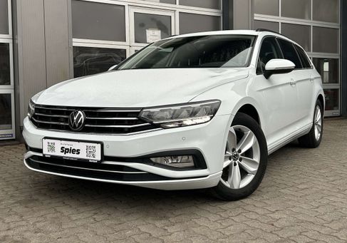 Volkswagen Passat Variant, 2022